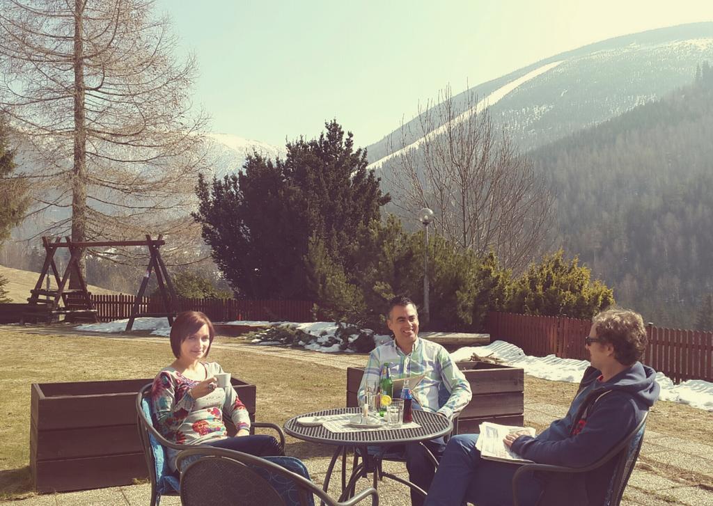 Alpsky Hotel Špindlerŭv Mlýn Eksteriør bilde
