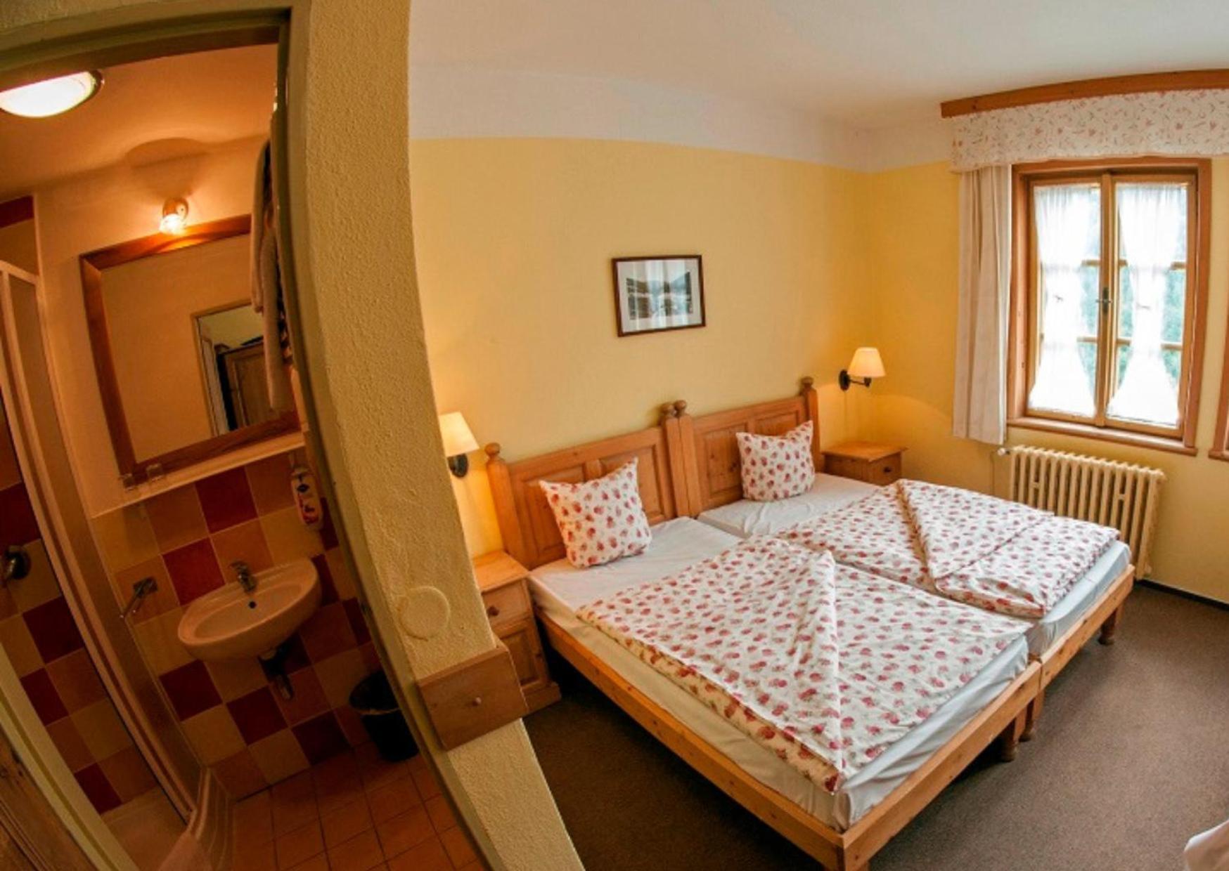 Alpsky Hotel Špindlerŭv Mlýn Eksteriør bilde